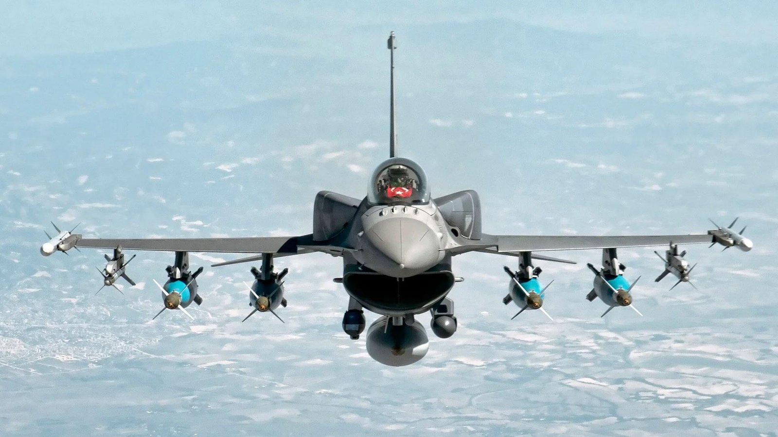 Get the Inside Scoop on the F-16 Fighting Falcon