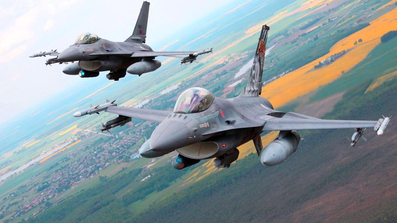 Netherlands and Denmark Pledge Up to 61 F-16s to Ukraine