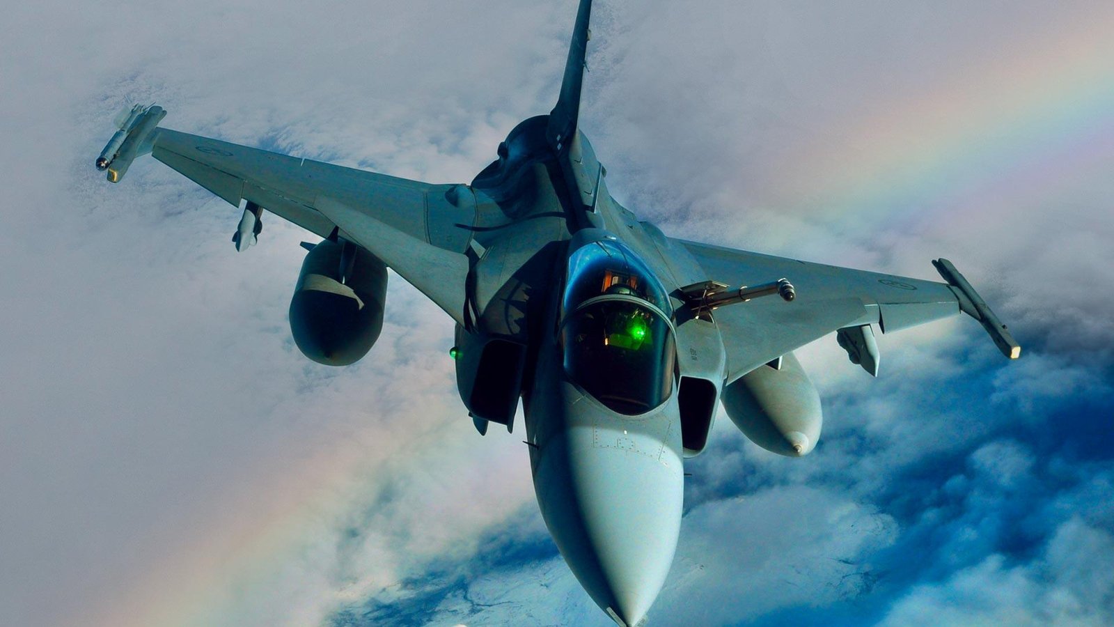 Ukrainian Pilots Begin Testing Swedish JAS 39 Gripen Fighters