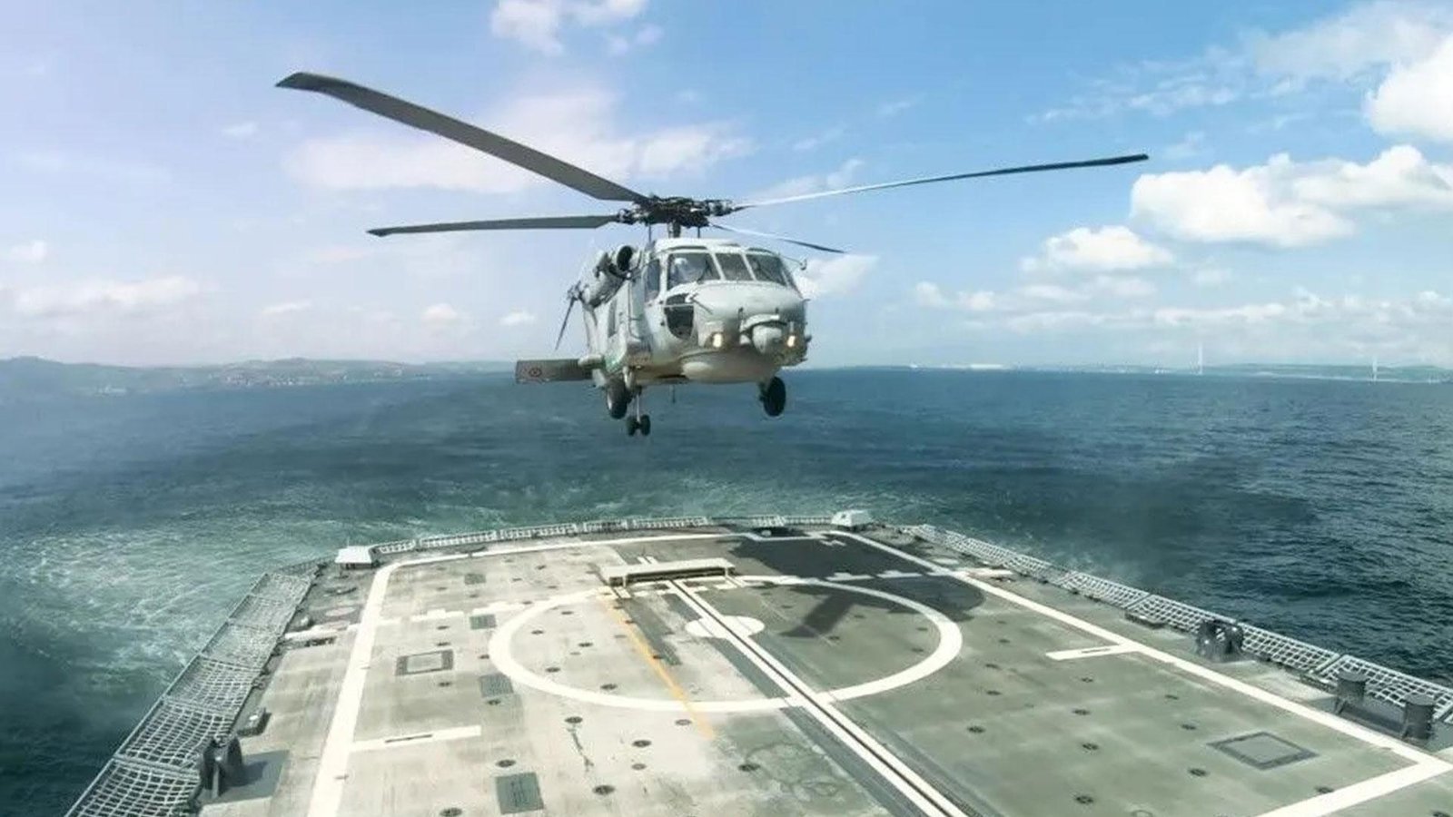 Turkiye Integrates First National Helicopter System on Frigate