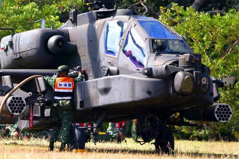 Poland Advances $12 Billion Apache Helicopter Acquisition