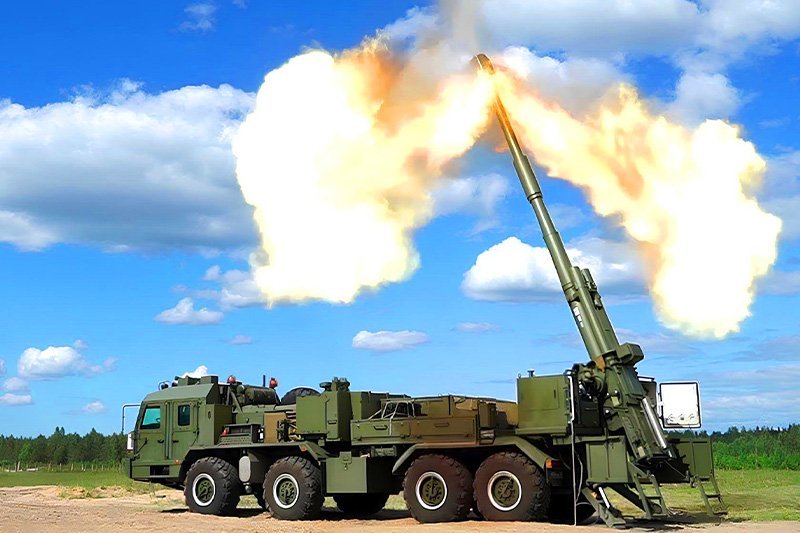 Russia Bolsters Artillery with New Malva Howitzers