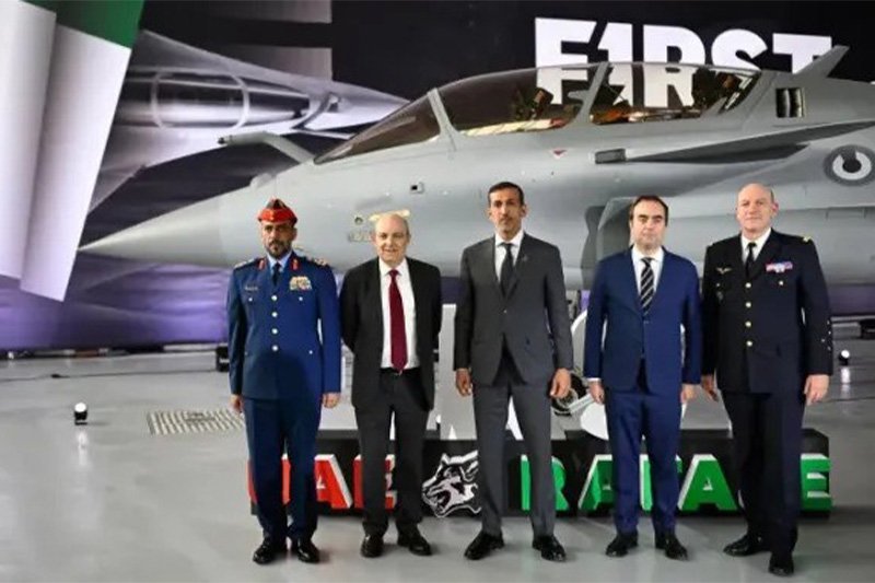 France Unveils First Rafale F4 For United Arab Emirates