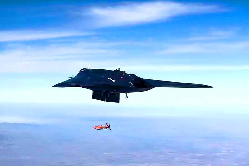 Türkiye’s Stealth Drone Conducts First Internal Weapon Bay Test
