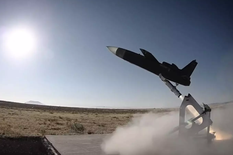 Turkiye's Successfully Completes Trial of Şimşek Target Drone System